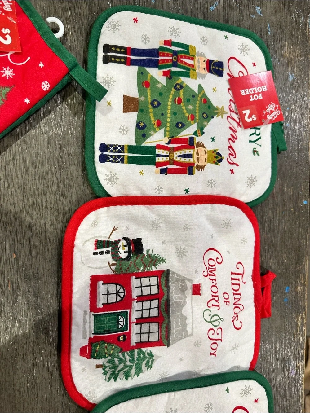 Holiday Kitchen Towel and Pot Holder Set 12 pcs. Christmas gift for friends?